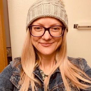 Meet your Posher, Cassie